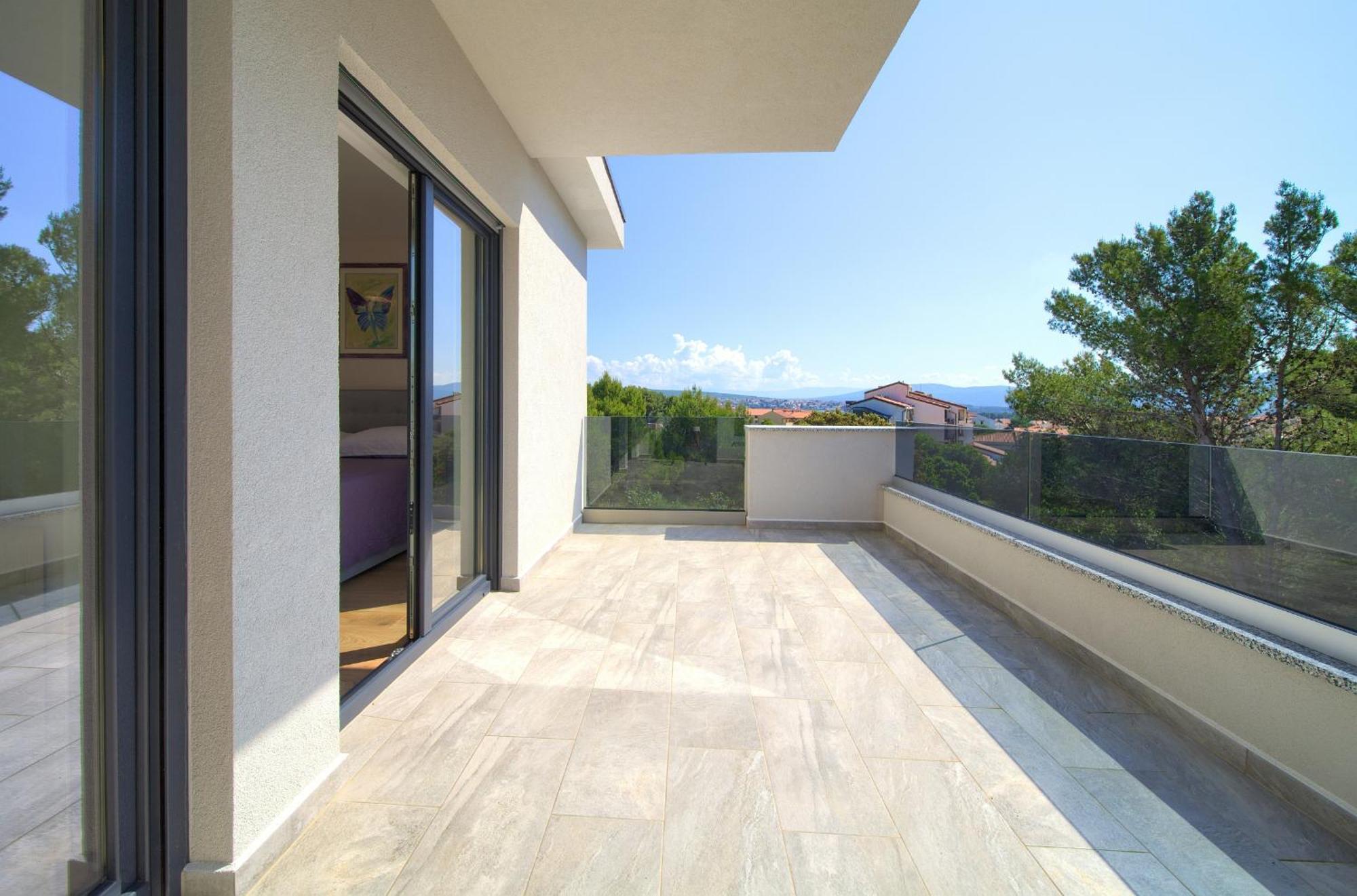 Apartments Paola & Karla With Pool كرك الغرفة الصورة